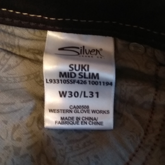 62. Silver Jeans - Picture 9 of 12